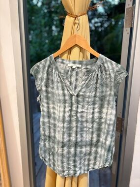 Fun2Fun Green Tie-Dye Cap Sleeve Blouse sue XS